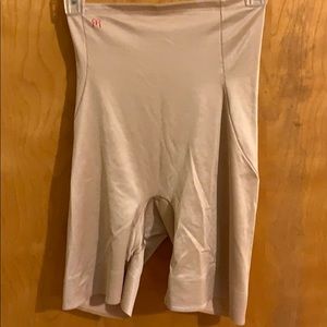 Ruby Ribbon Thigh Slimmer -Size XL